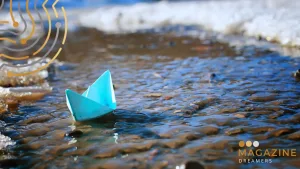 A fine anno serve più spazio, non più impegni. Isabella Bombagi ci guida in un gesto potente: scegliere cosa non portare con noi.